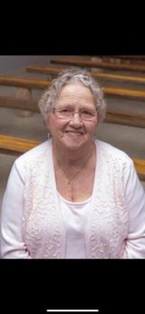 Linda Lou Taylor Profile Photo