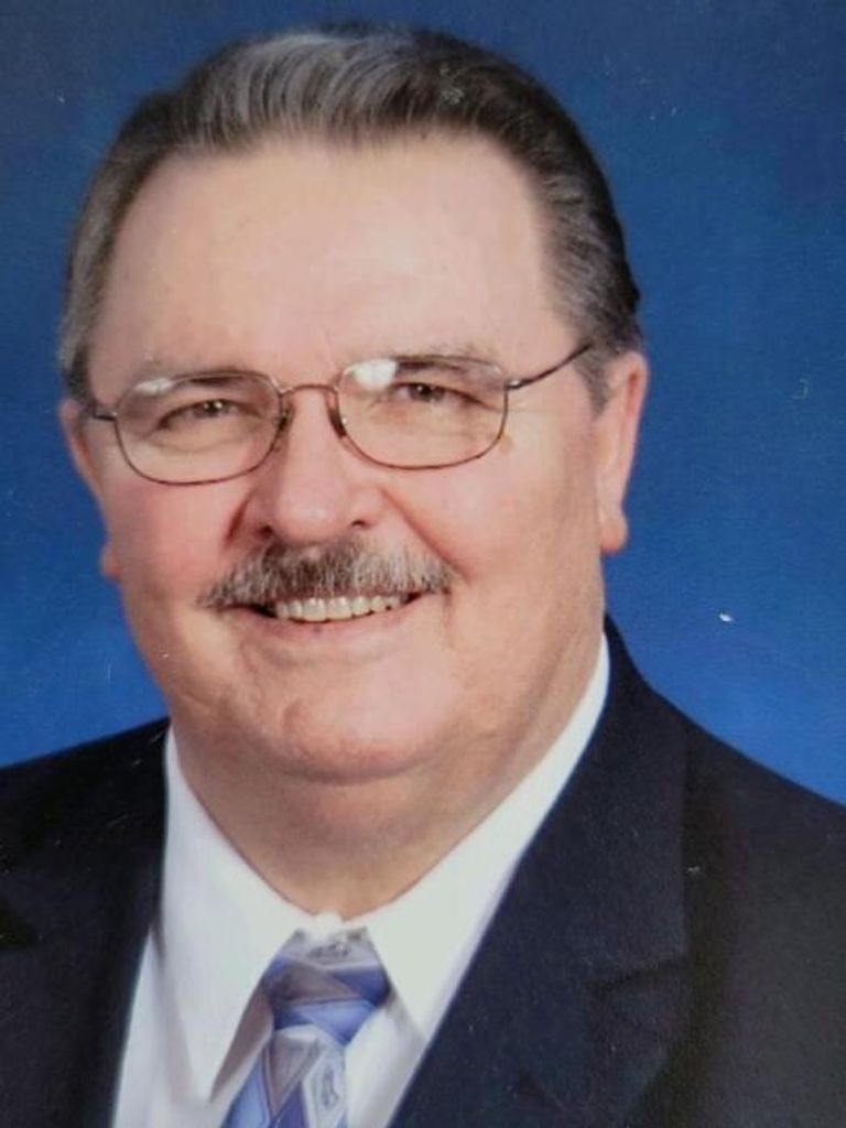 Amos Dees Profile Photo