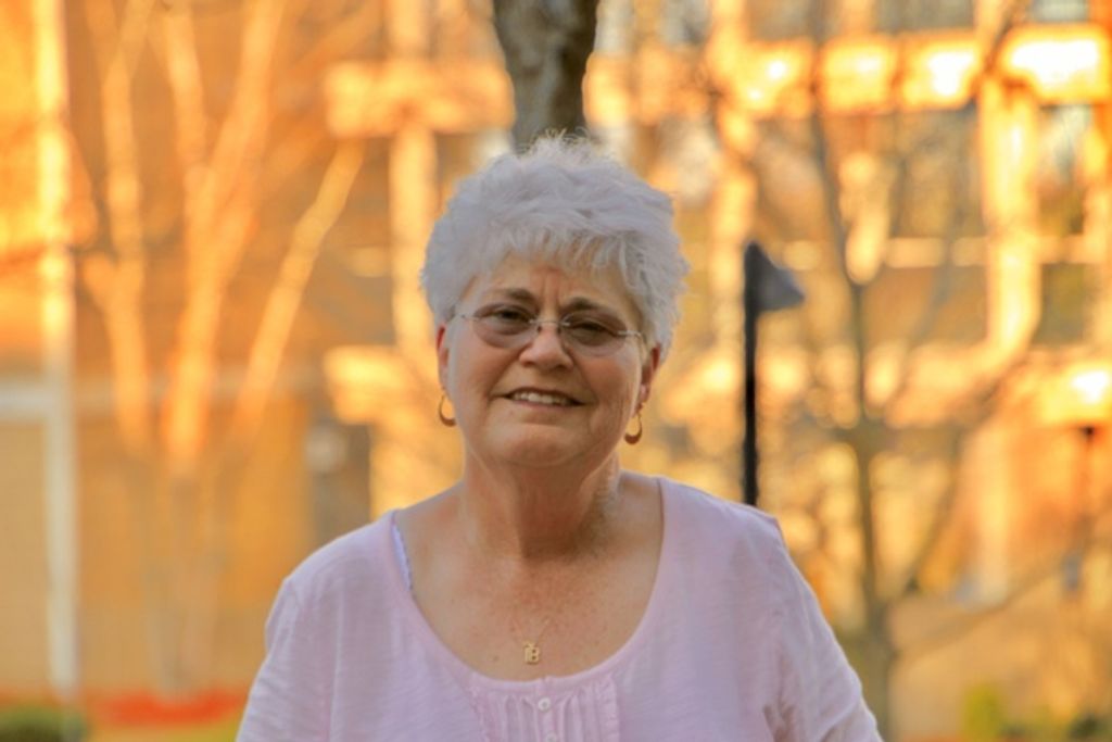 Sandy (Fuller) Bolton Profile Photo