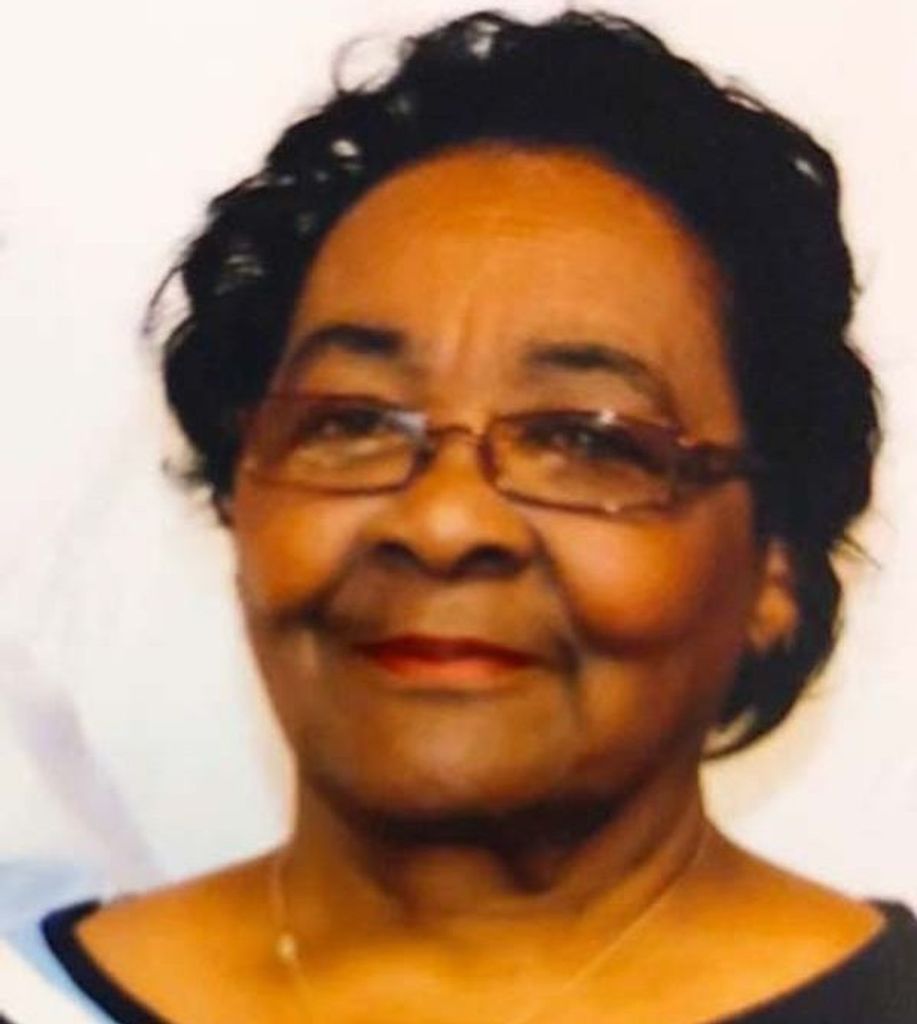 Doris "DaDae" Ledet