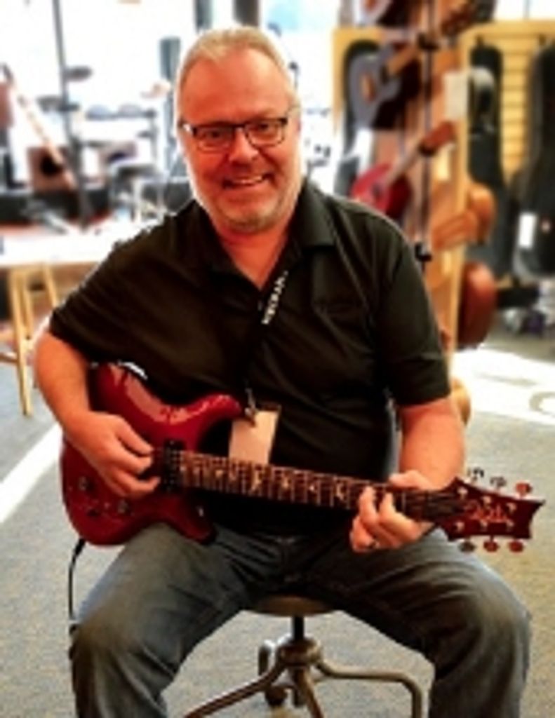 Michael J Lee