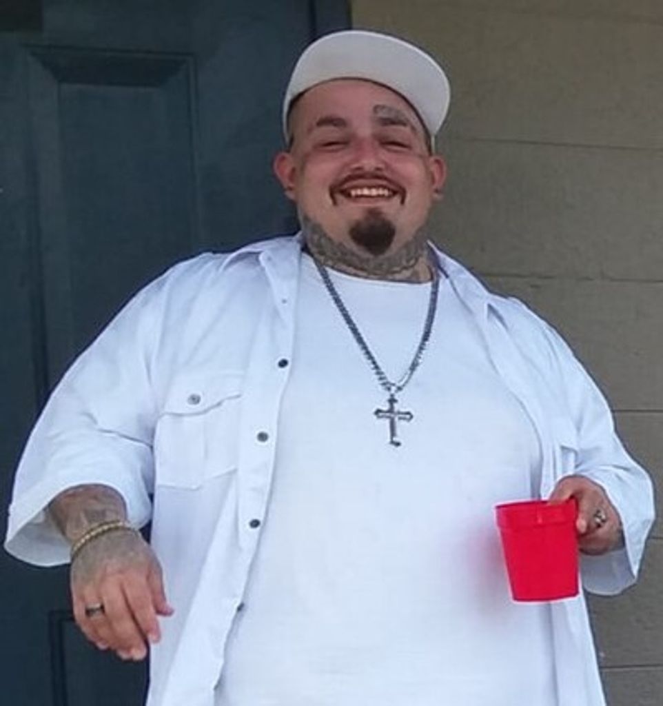 Raul Estrada, Jr Profile Photo