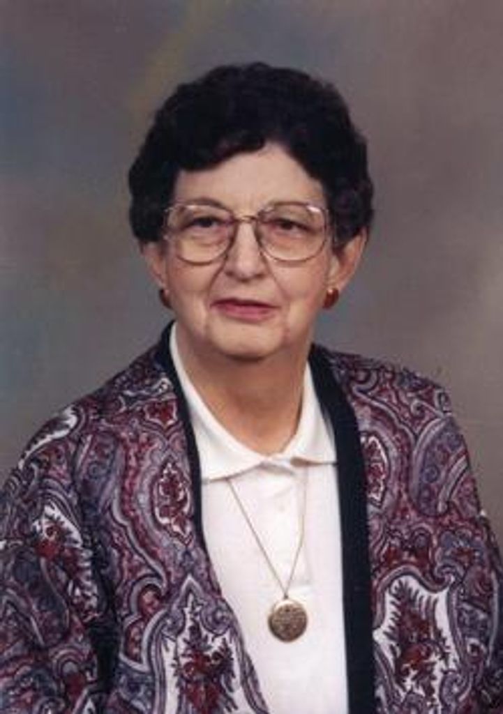 Esther Schlamann Profile Photo