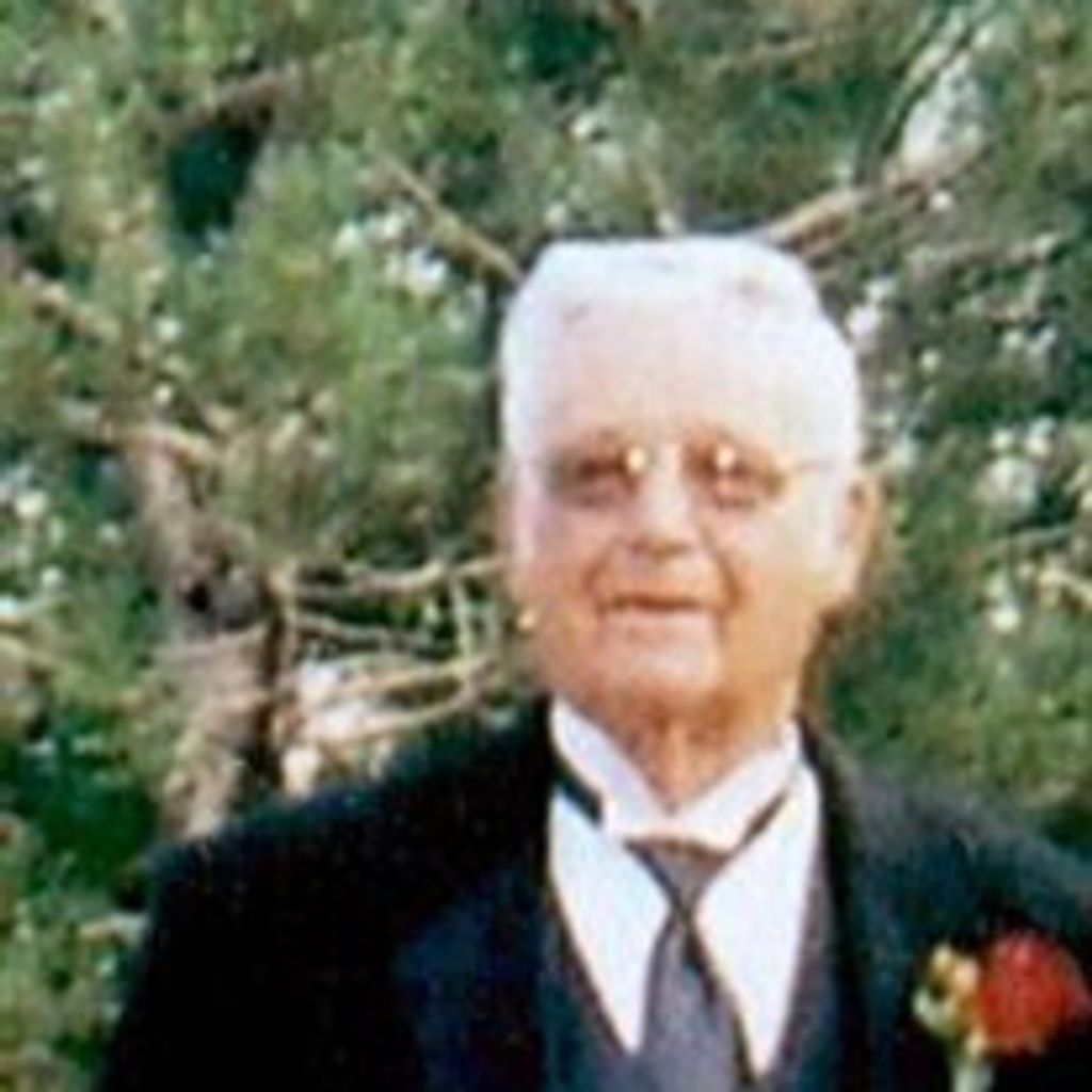 Leo J Richard