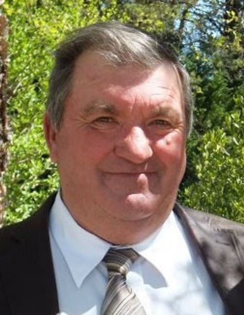 Cyrus Lewis, Jr.