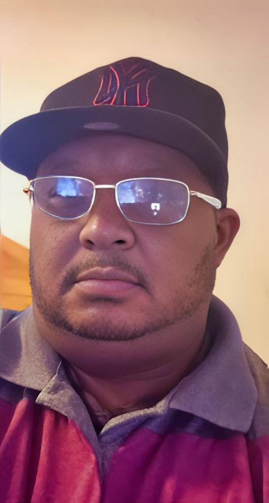 Louis Jones Jr. Profile Photo