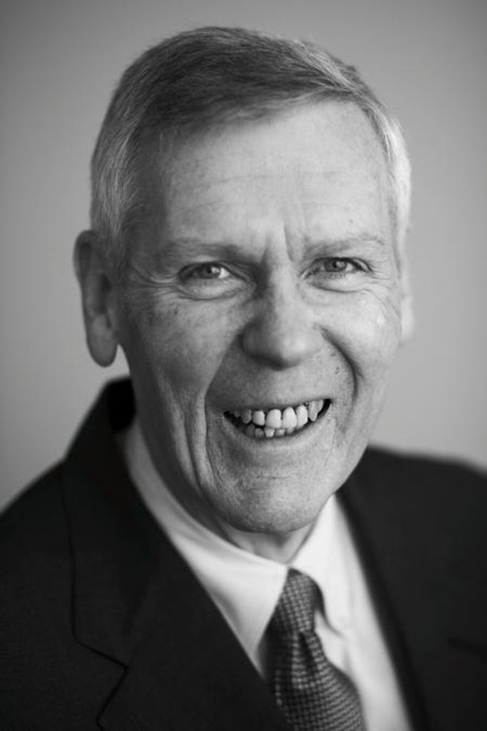 Daniel J. Mccarthy