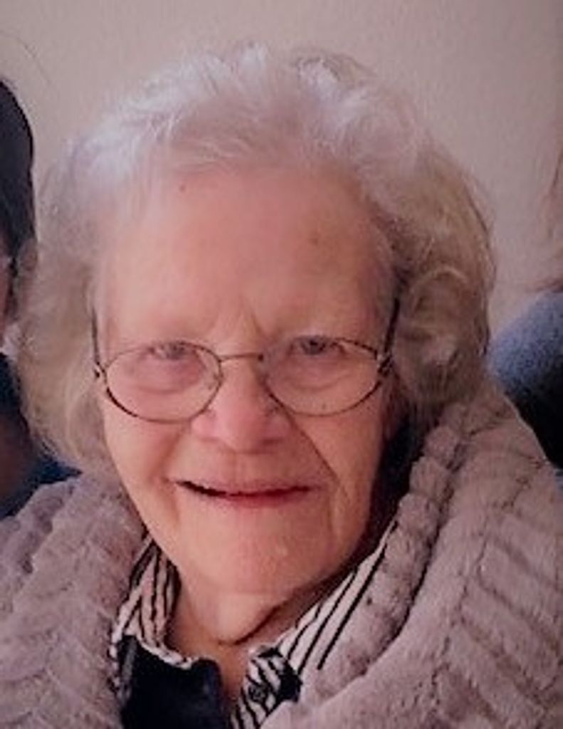 Ethel Lou Speaker Profile Photo