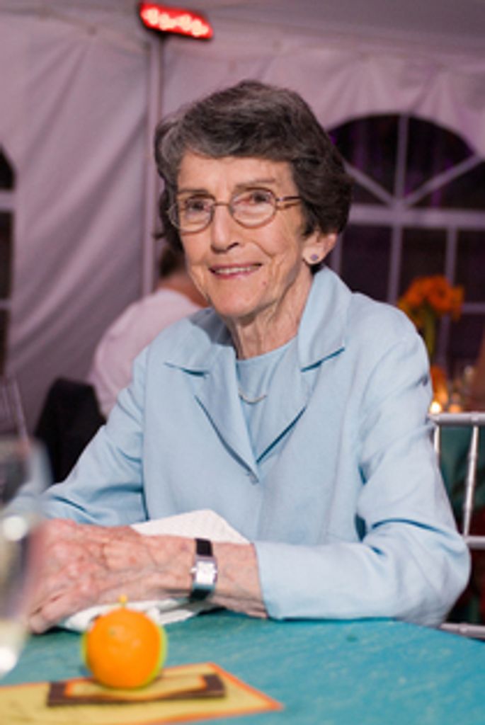 Elizabeth G. (Gilchrist)  Hagan