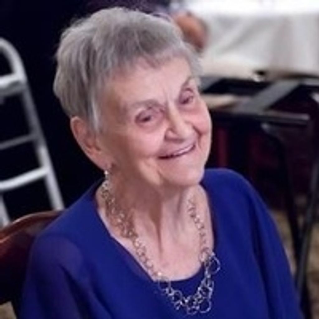 Alice Elizabeth Proulx Mcnally