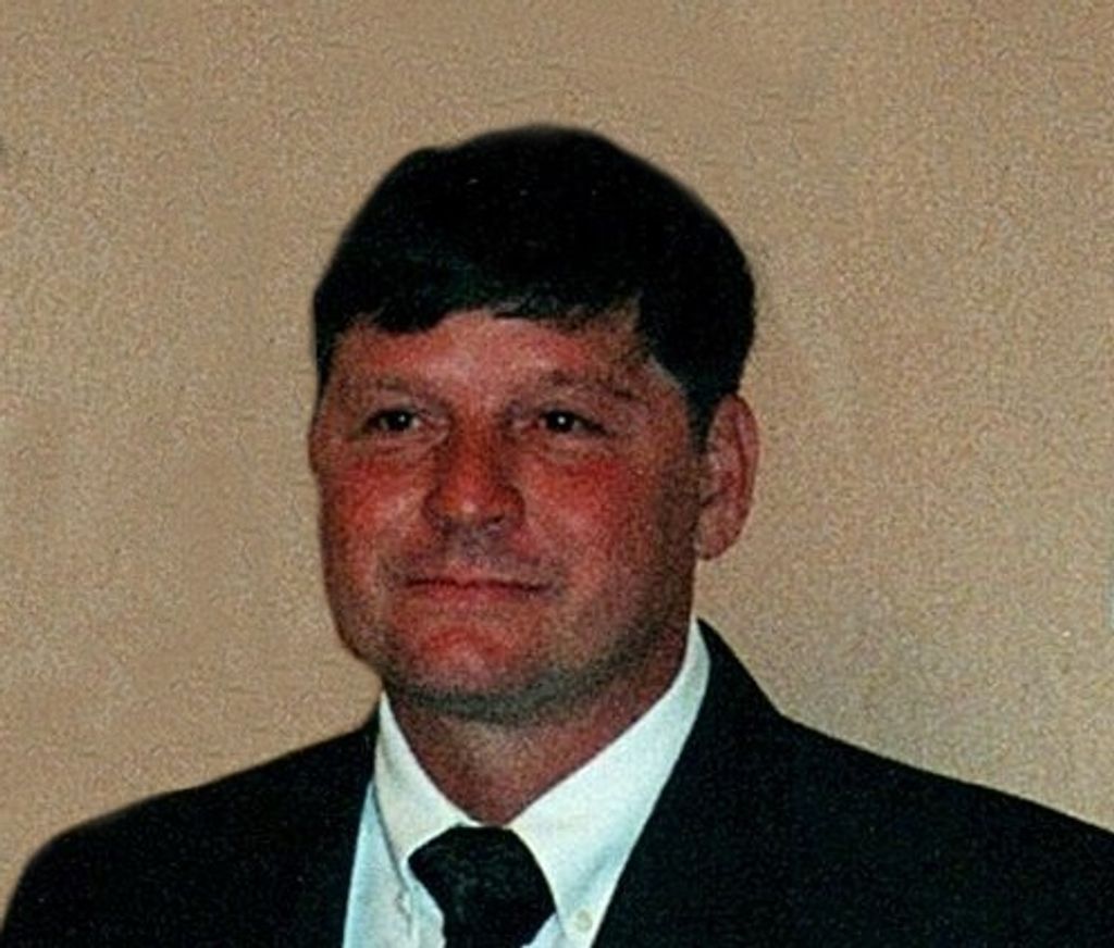 Hoyle Gene Howard Jr.