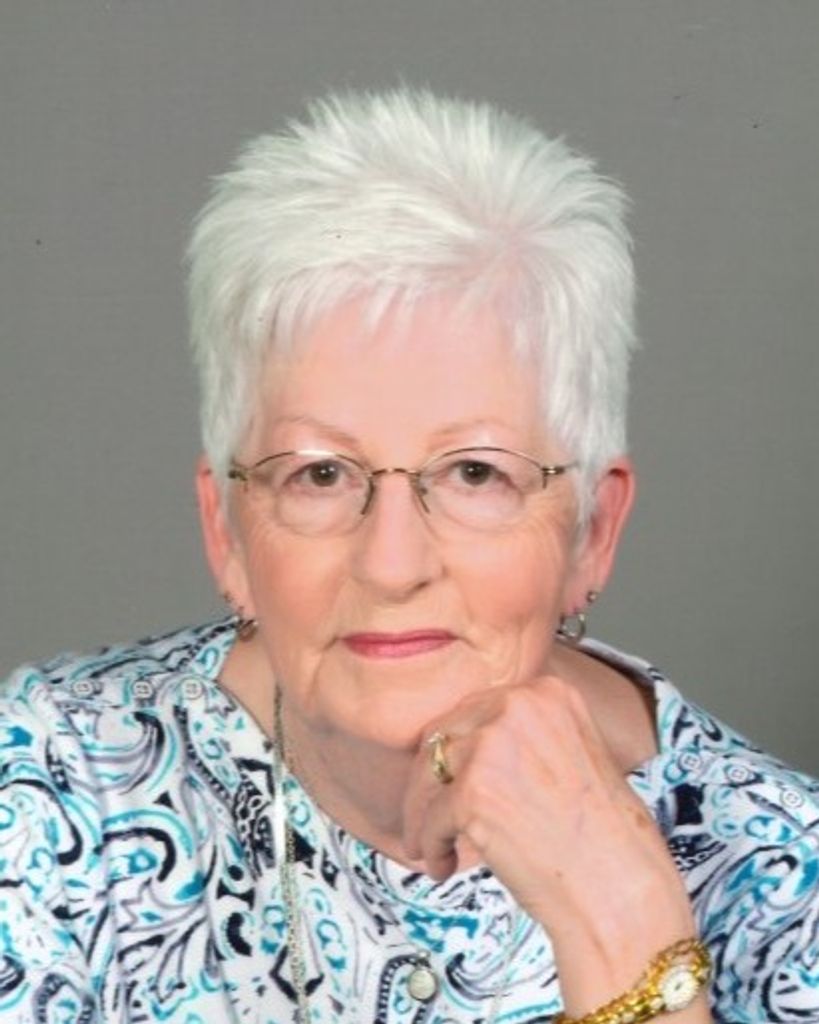 Betty Lou Warren