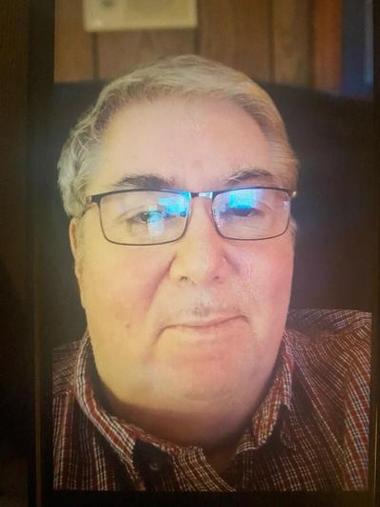 Dennis Dickens Bryant Profile Photo