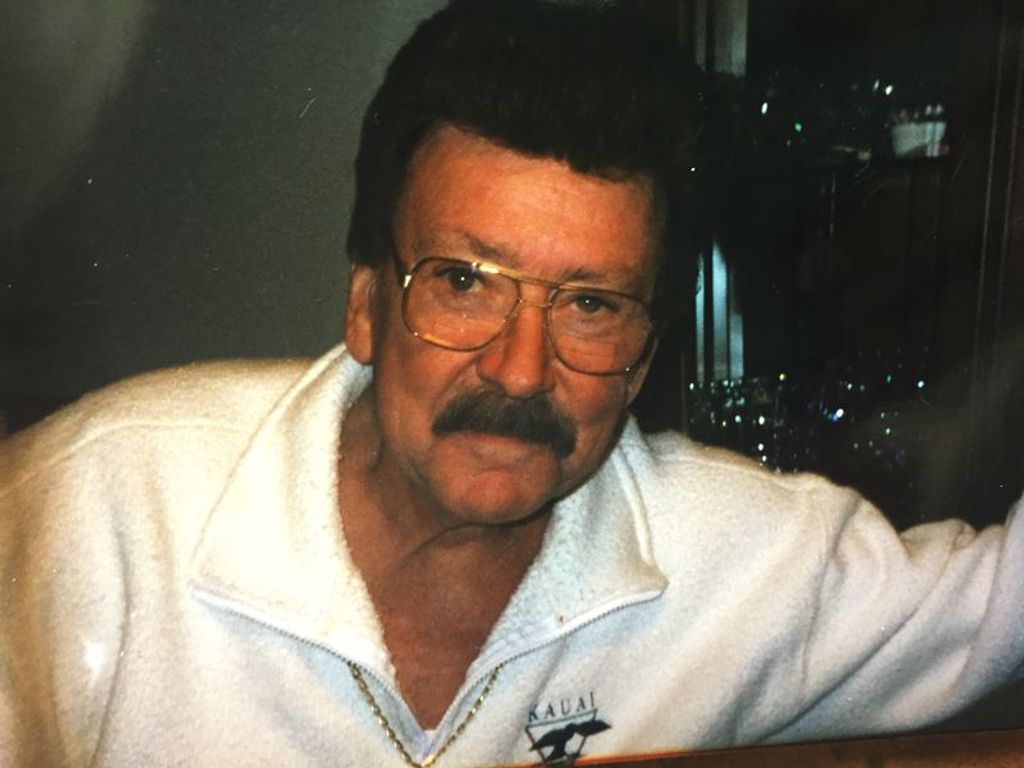 Charles Warren Lauterbeck