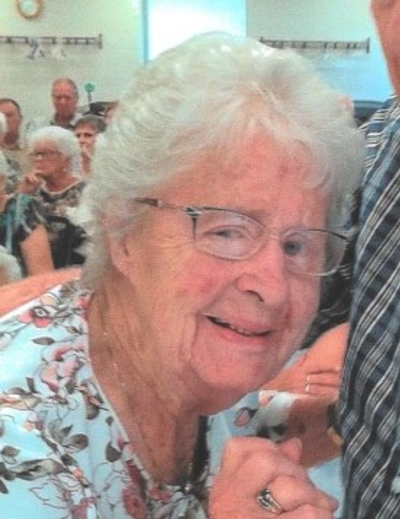 Lyrta Viola (Lindley)  Crichton Profile Photo