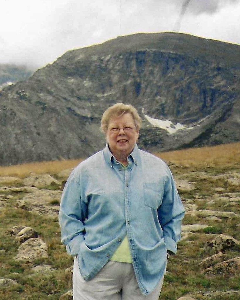 Jean Smith Holcombe