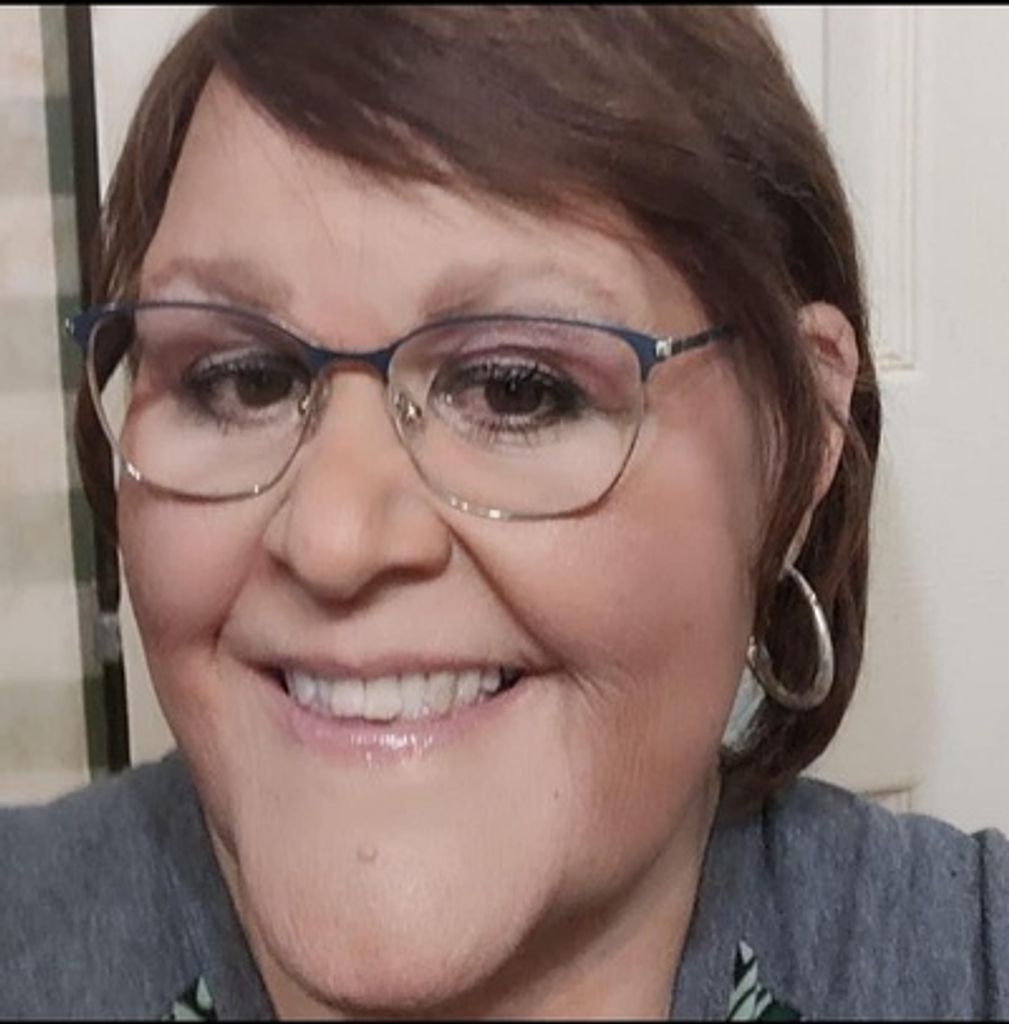 Tami L. Hooper Profile Photo