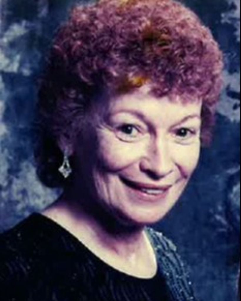 Elizabeth LeClaire Profile Photo