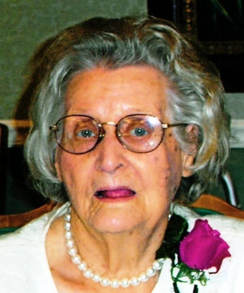 Estelle Nicey Lewis (Coe) Profile Photo