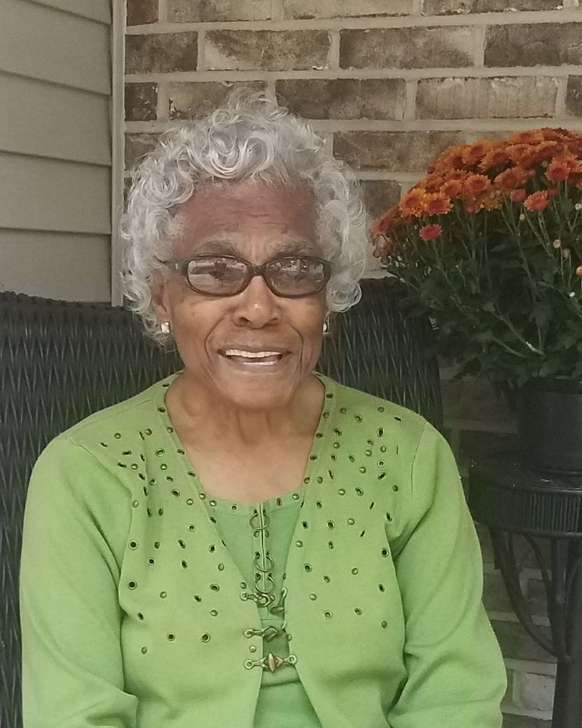 Annie Ruth Andrews