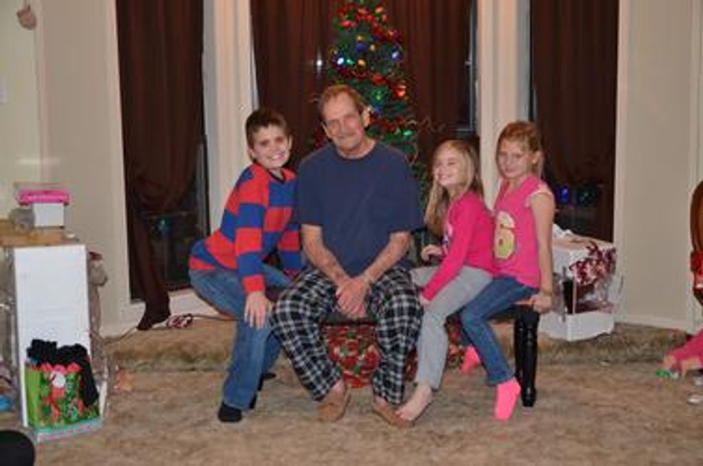 Paul Wayne Combs Profile Photo