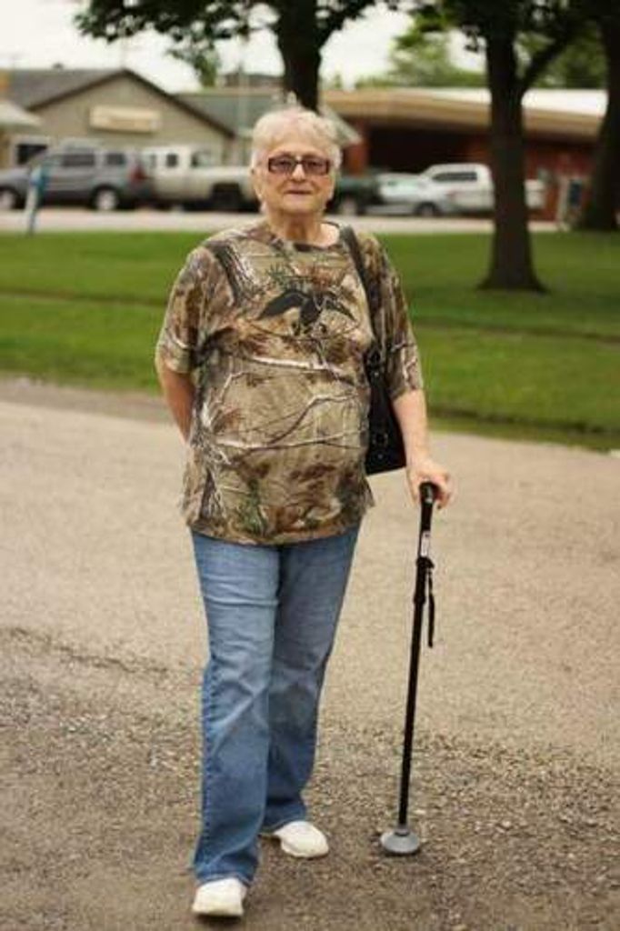 Lana Oneida (Tucker) Burgener