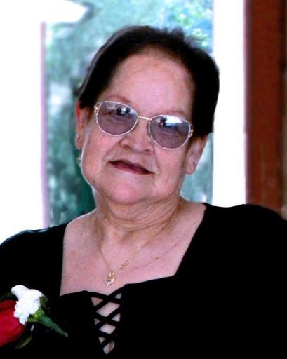 Helen Louise Howell-Davis's obituary image