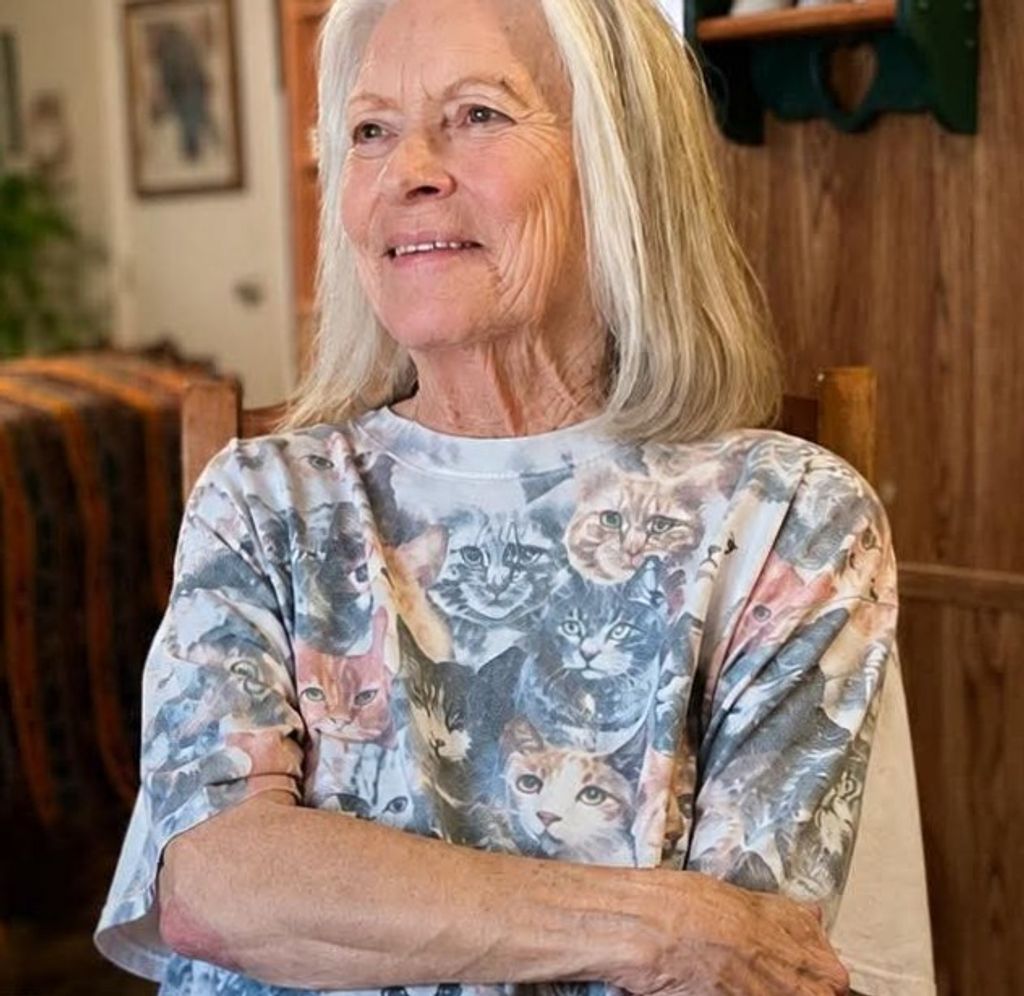 Sandra Mae Russell Profile Photo