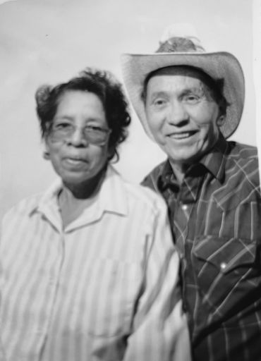 Felipe and Eileen Rodriguez photo gallery thumbnail 27 of 51