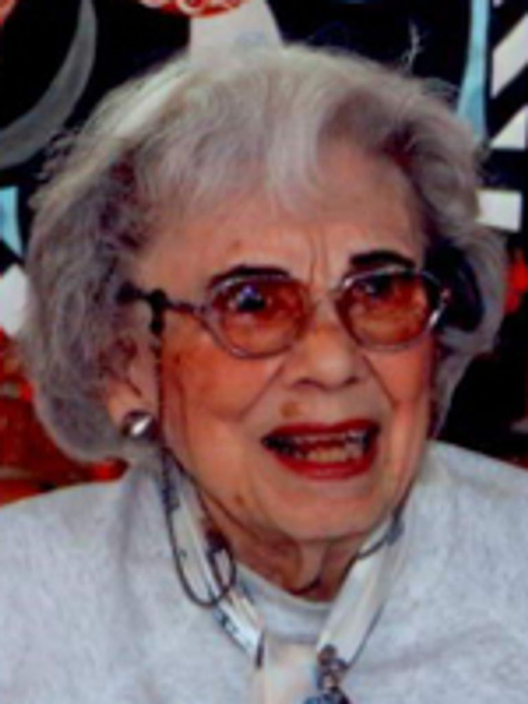 Lavergne M. Russ, Nee Darling