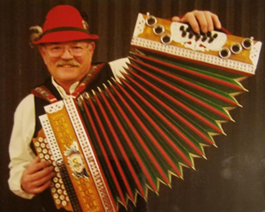 Charles  D. Duenow