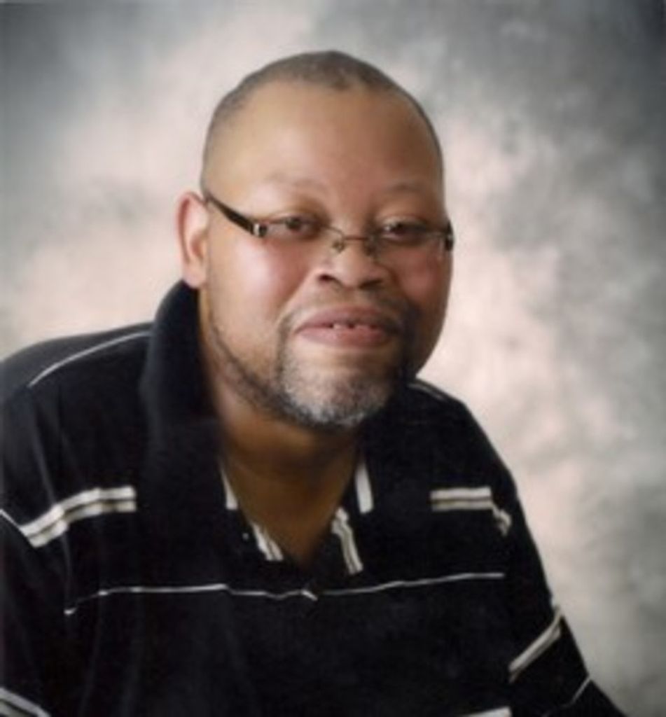 Sean Maurice Hall Profile Photo