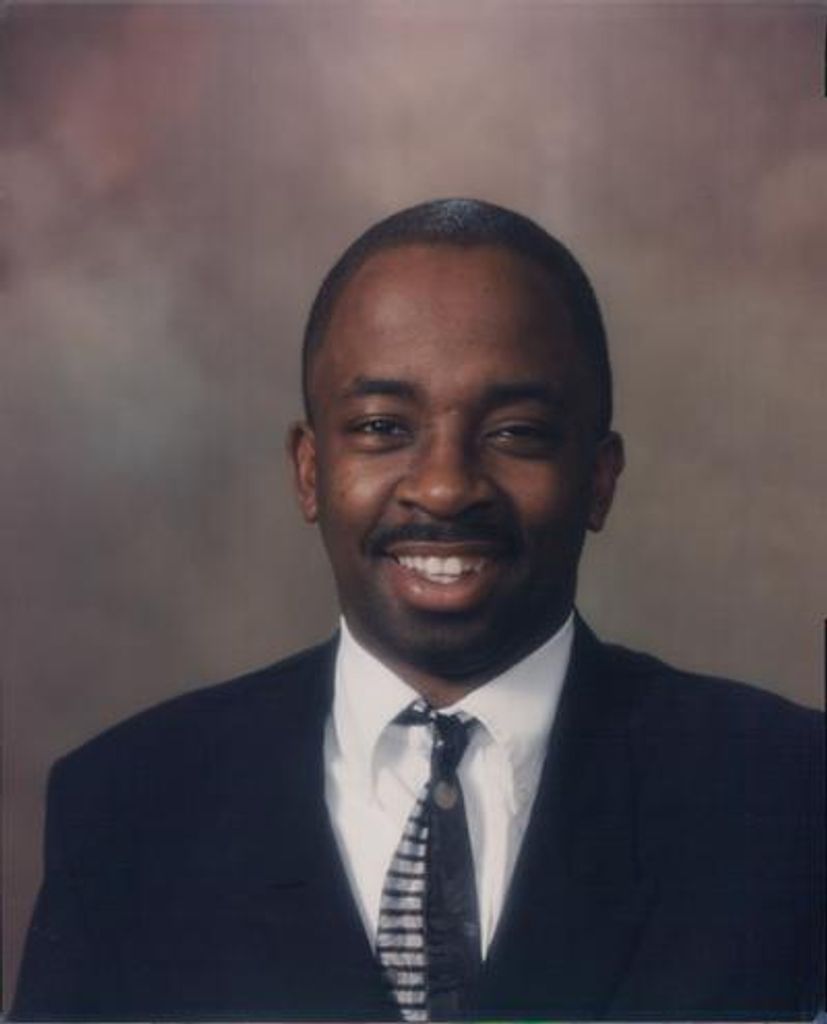 Charlie L Powell, Jr