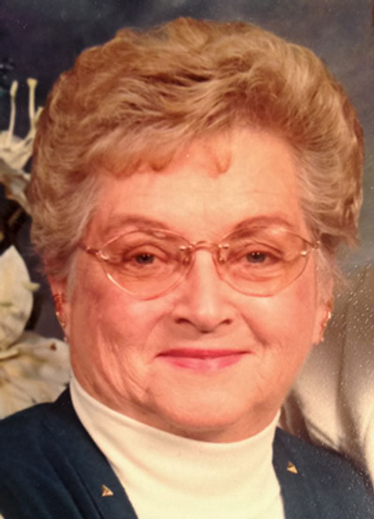 Maxine Holm