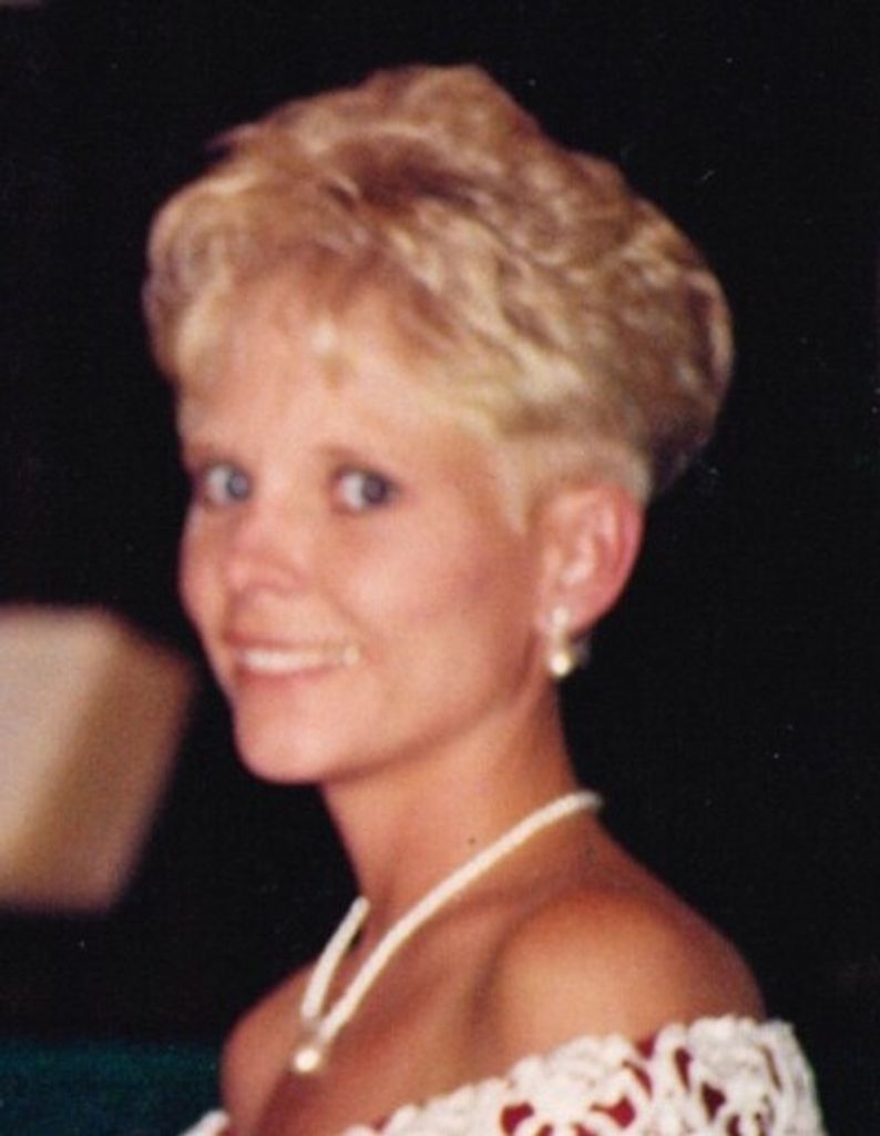 Michelle R. Schnee Profile Photo