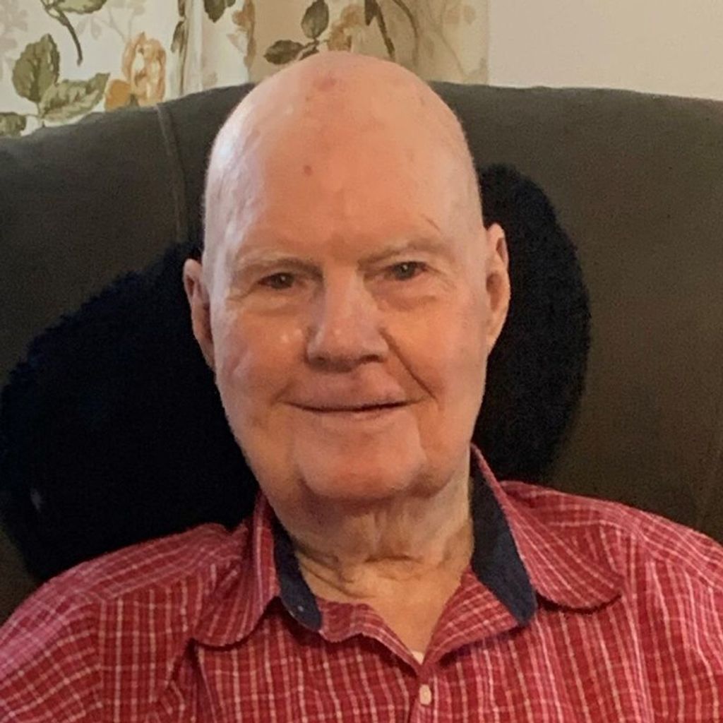 William Thomas "Tom" James Profile Photo