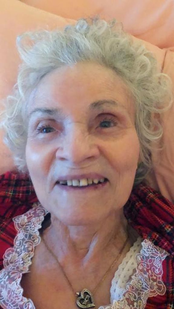 Dominga Cruz Profile Photo