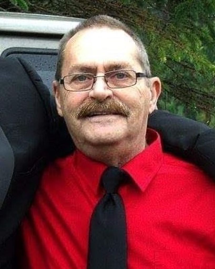 Lyle Saddler Profile Photo