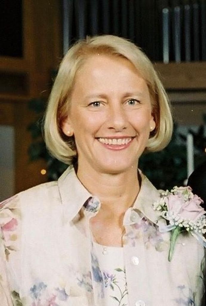 Gayle Dawnell Nelson Profile Photo