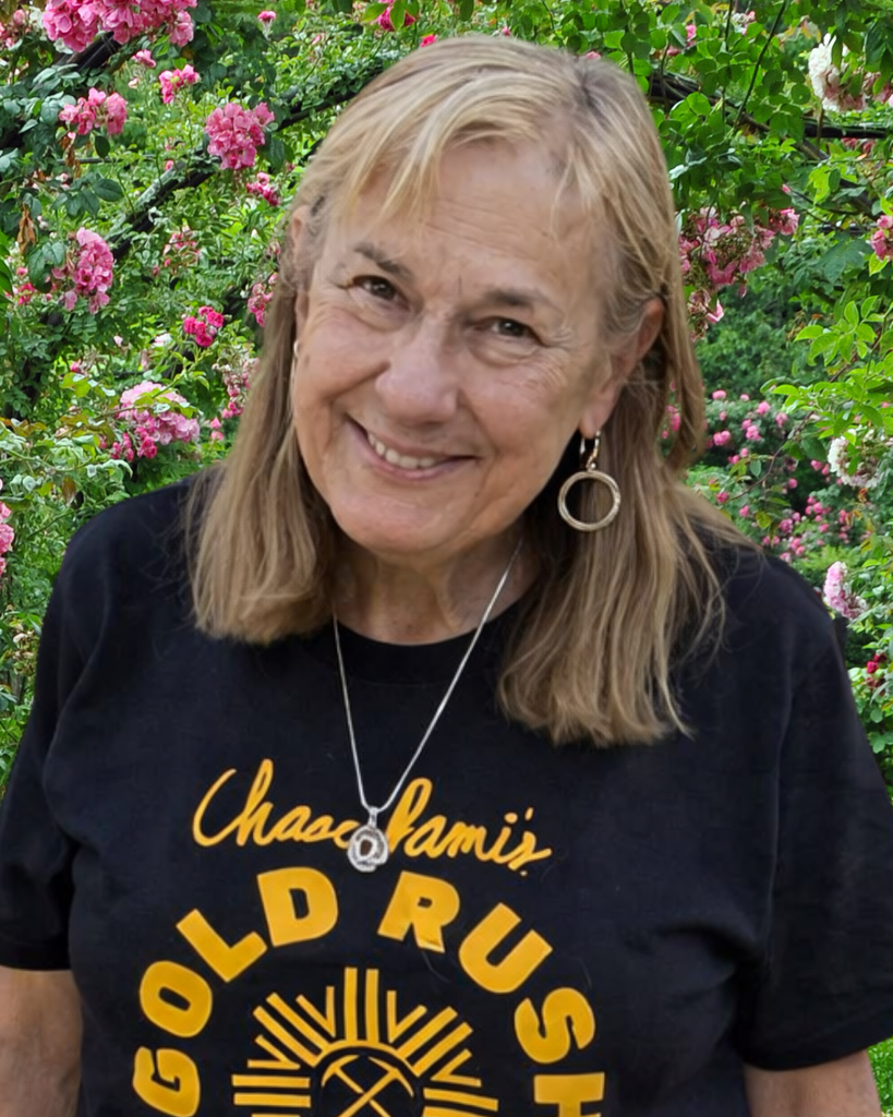 Elizabeth Pami Profile Photo