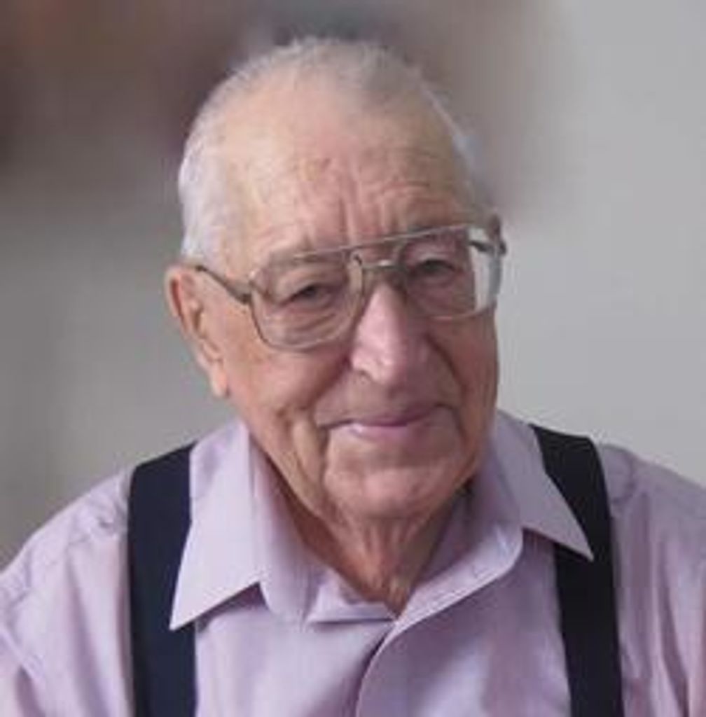 Sterling Weiker Profile Photo