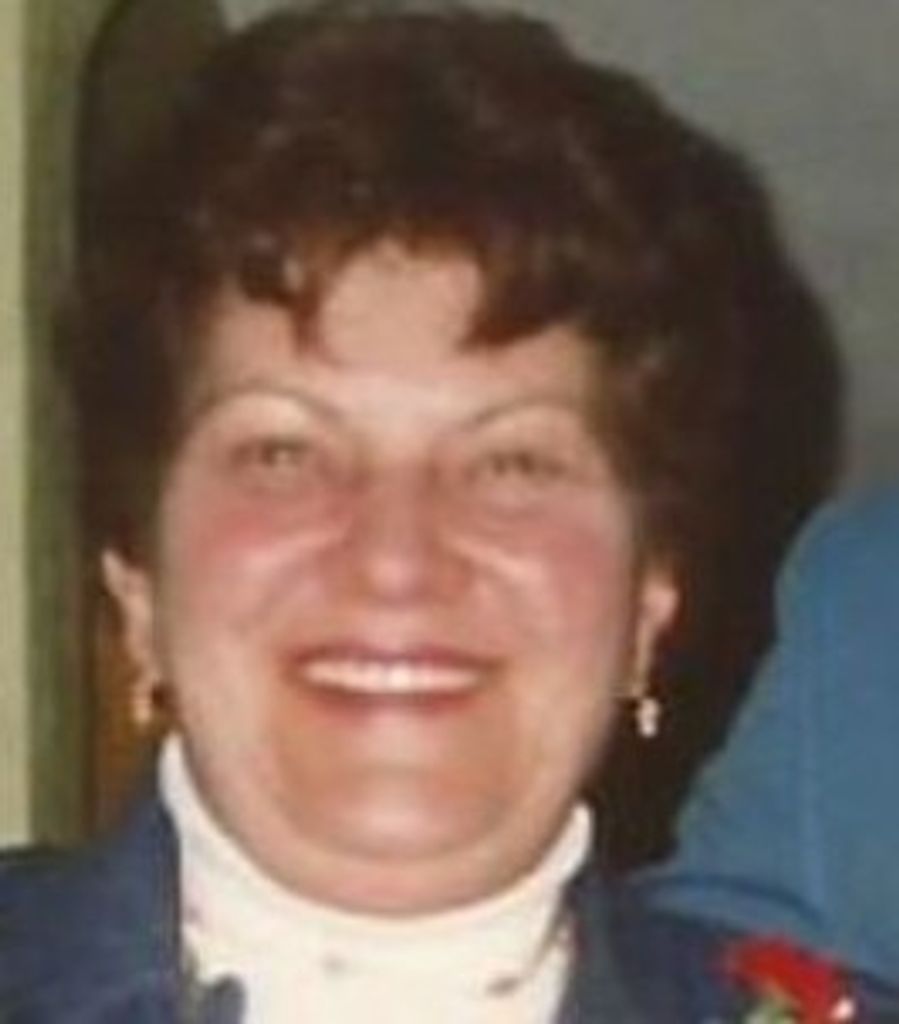 Genevieve Olson Profile Photo