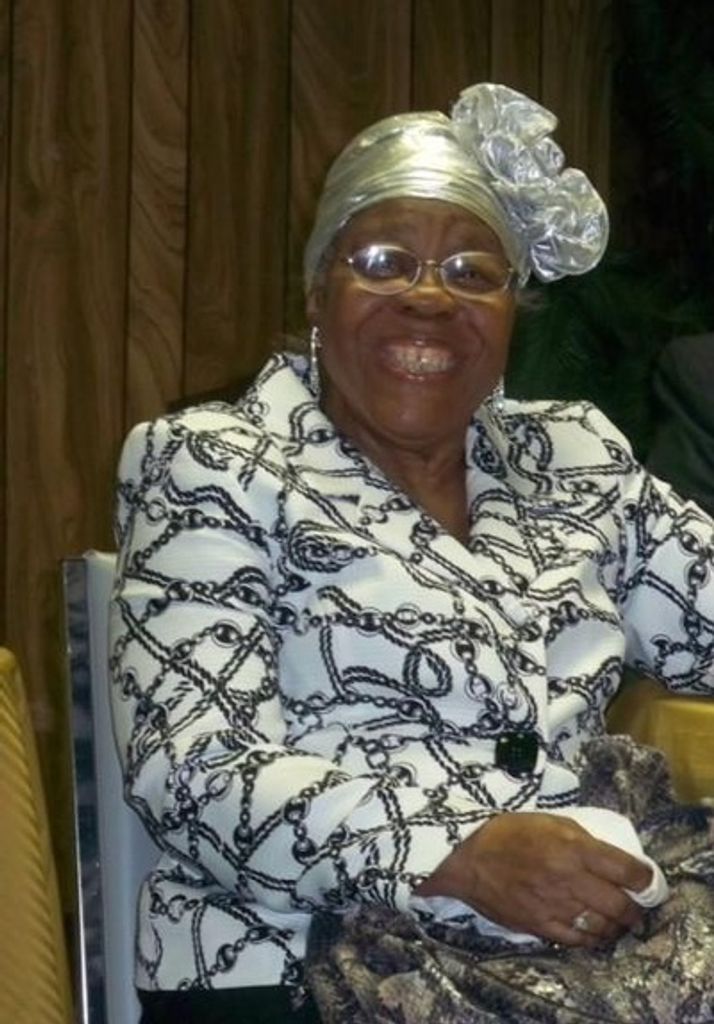 Lucky Mae Felder Profile Photo