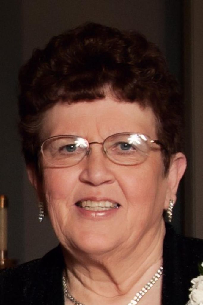 Helen J Komorowski Profile Photo