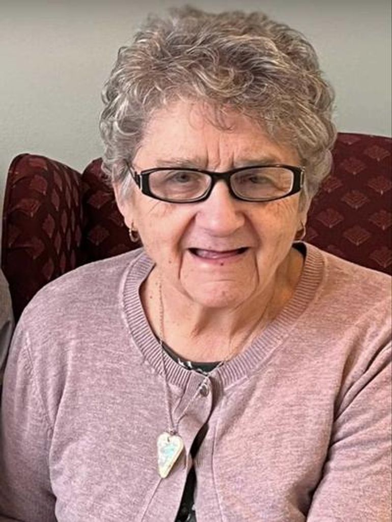 Betty Joan Perry Profile Photo
