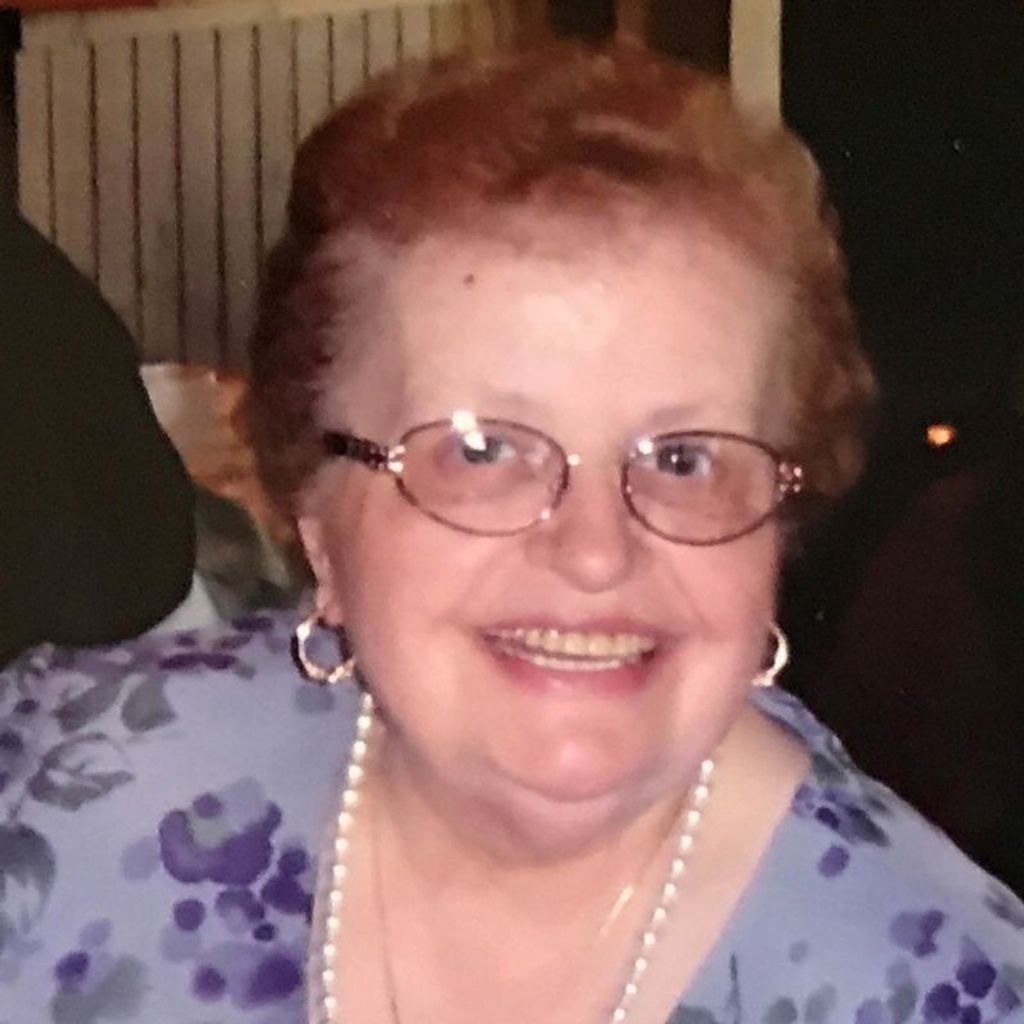 Chrisanthi Tzetzis Profile Photo