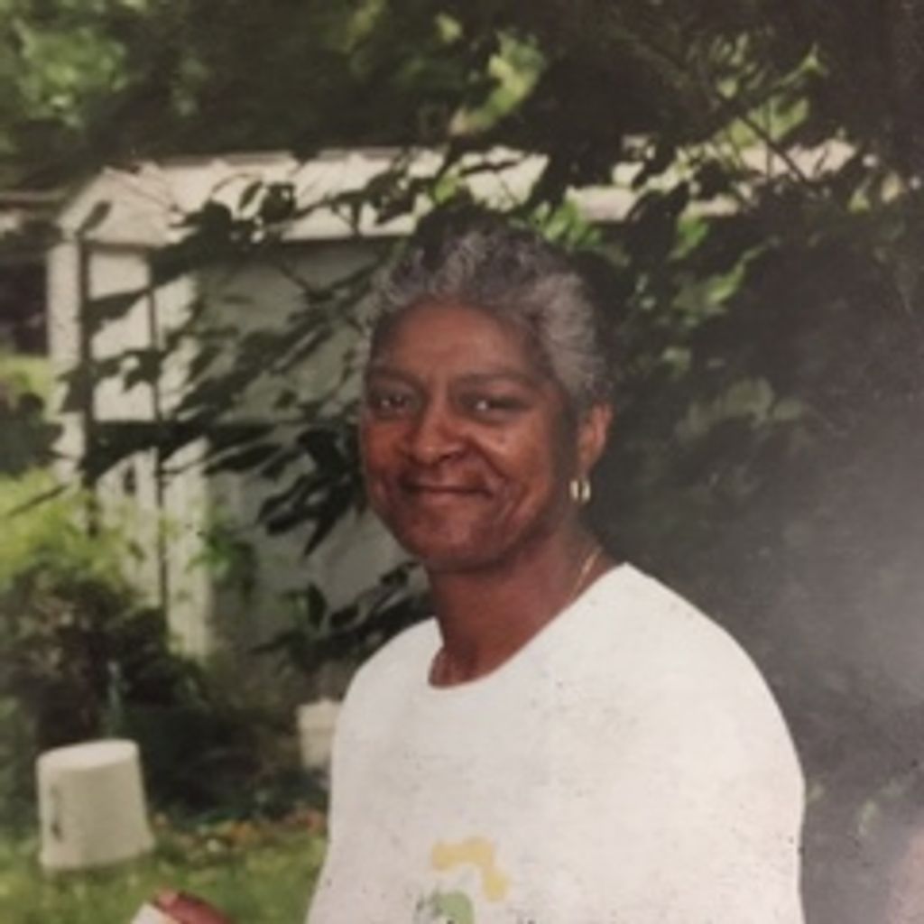 Essie Hall