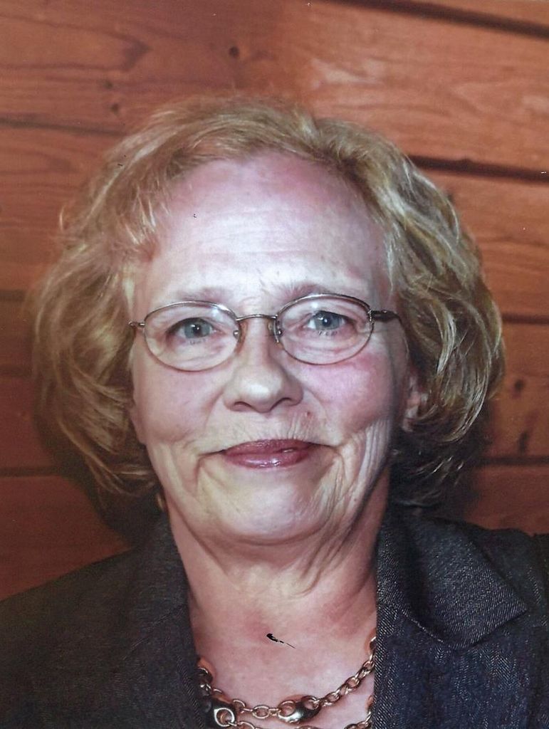 Reta Faye Smith Profile Photo
