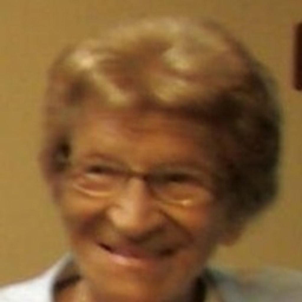 Phyllis M Main