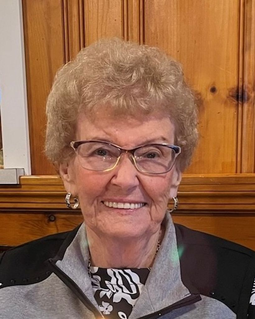 Evelyn Mae Trenum Profile Photo